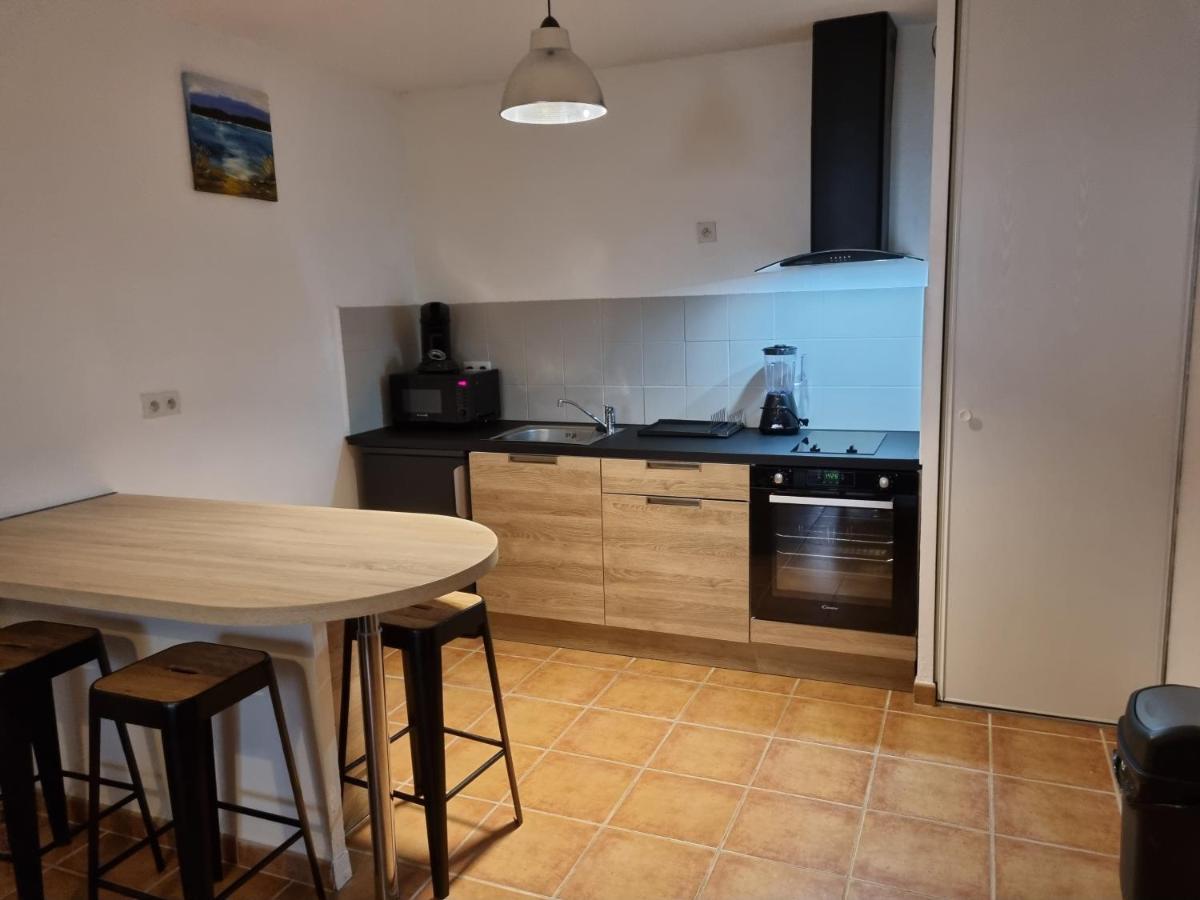 Appartement 1 Chambre Avec Piscine Uzès Exterior foto